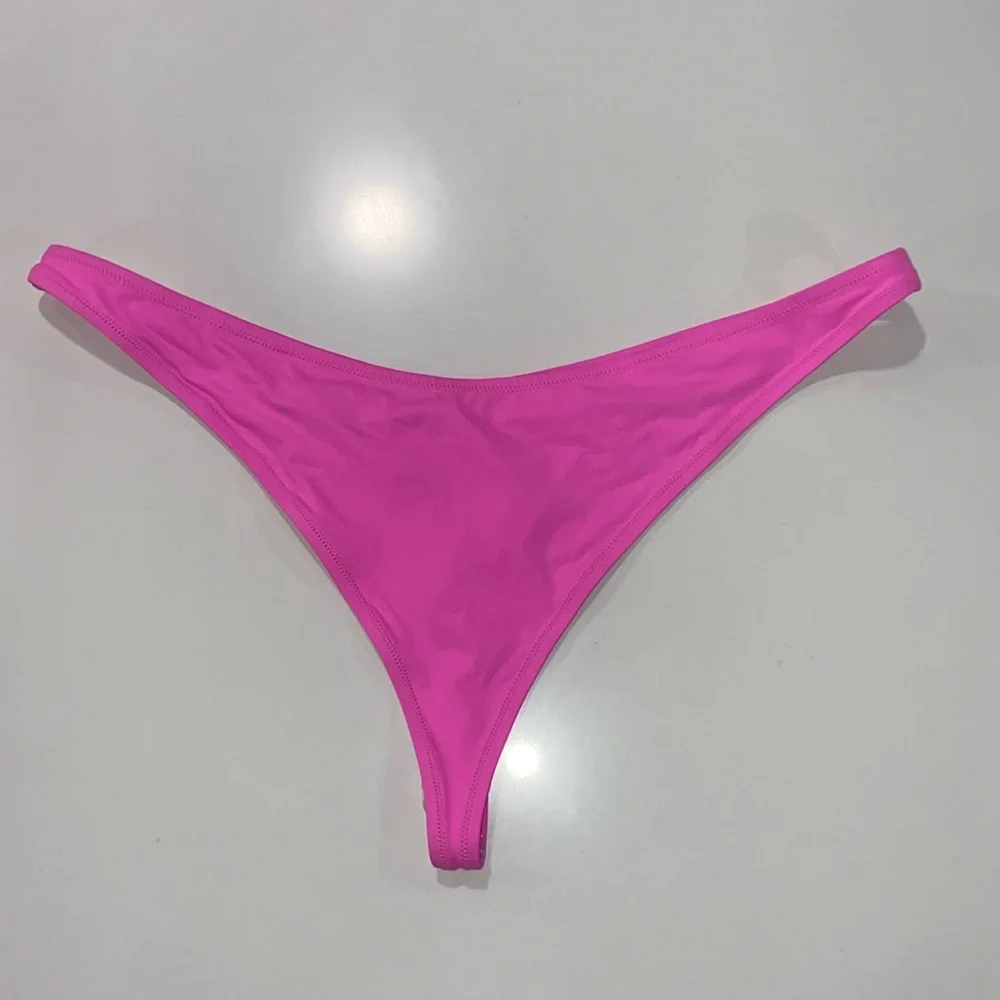 SKIMS Bathing Suit Bottoms Thong in Color Taffy Plus Size 4X NWT